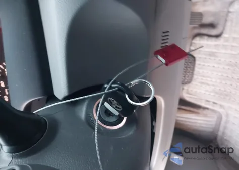 2007 Toyota Camry Le z USA, uszkodzony, nr VIN JTNBE46K673097560